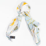 Eșarfă „Grădina Luminată”, 85 x 180 cm, bleu deschis, 100% mătase vegană