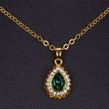 Set din Aliaj Placat cu Aur ( 13 grame ) cu Cristal Verde Emporia® și Cristal Alb Emporia® ( Colier+Cercei+Brățară+Inel+Pandantiv )