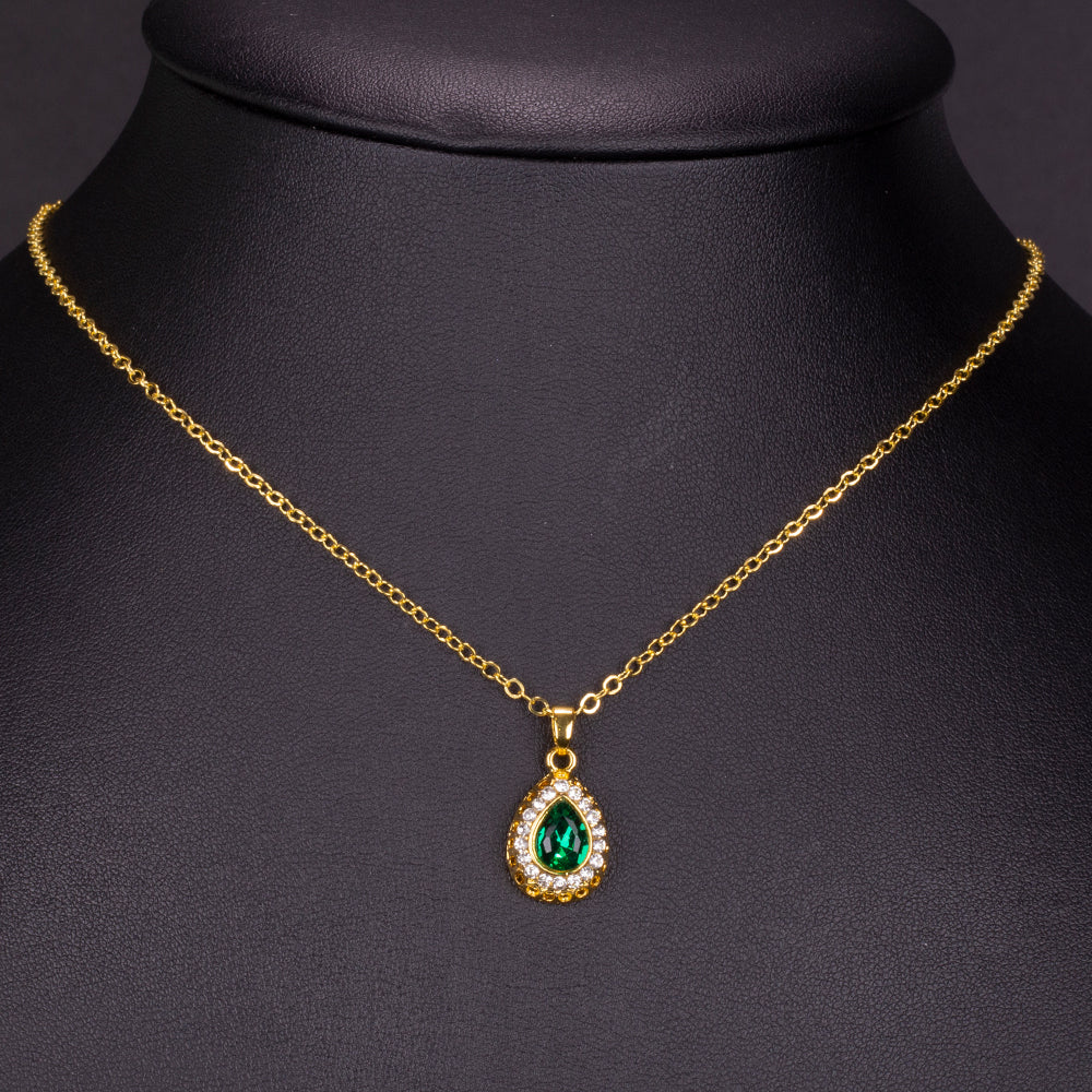 Set din Aliaj Placat cu Aur ( 13 grame ) cu Cristal Verde Emporia® și Cristal Alb Emporia® ( Colier+Cercei+Brățară+Inel+Pandantiv )
