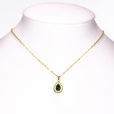 Set din Aliaj Placat cu Aur ( 13 grame ) cu Cristal Verde Emporia® și Cristal Alb Emporia® ( Colier+Cercei+Brățară+Inel+Pandantiv )