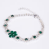Set din Aliaj Placat cu Aur ( 30 grame ) cu Cristal Verde Emporia® și Cristal Alb Emporia® ( Colier+Cercei+Brățară+Inel )