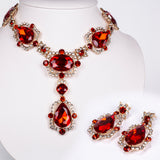 Set din Aliaj Placat cu Aur ( 147.2 grame ) cu Cristal Roșu Emporia® și Cristal Alb Emporia® ( Colier+Cercei )