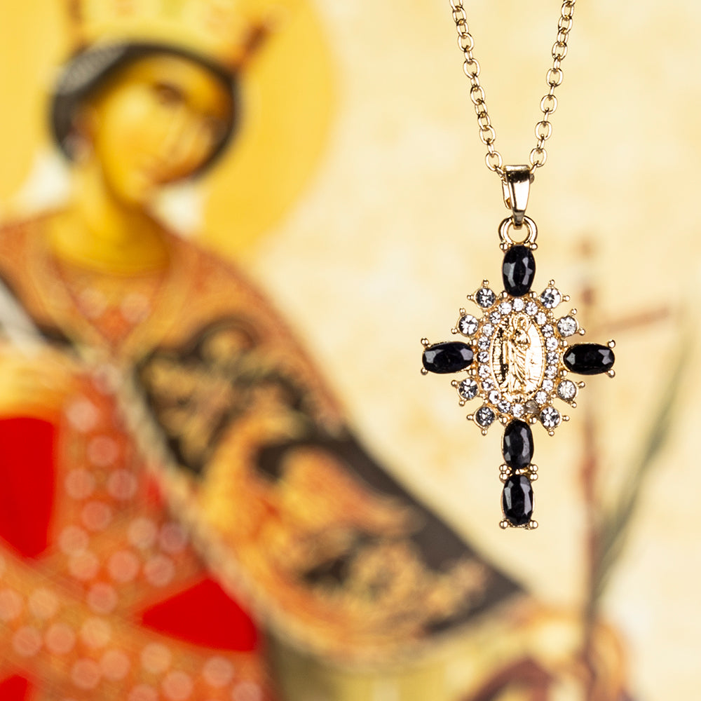 Cruce Colier din Aliaj Placat cu Aur ( 5.1 grame ) cu Safir și Cristal Alb Emporia® 0.33 Carate ( Colier+Pandantiv )