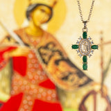 Cruce Colier din Aliaj Placat cu Aur ( 5.1 grame ) cu Smarald și Cristal Alb Emporia® 0.33 Carate ( Colier+Pandantiv )