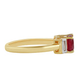 Inel din Argint 925 Placat cu Aur ( 2.73 grame ) cu Rubin Thailandez și Topaz Alb 1.91 Carate