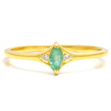 Inel din Argint 925 Placat cu Aur ( 1.41 grame ) cu Smarald Brazilian și Topaz Alb 0.12 Carate