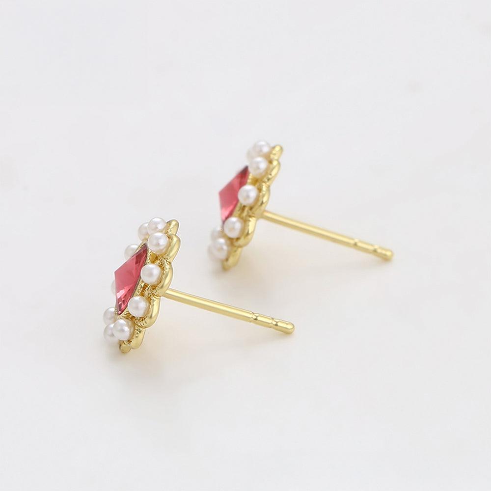 Cercei din Aliaj Placat cu Aur cu Cristal Roșu Emporia® și Perlă de cristal