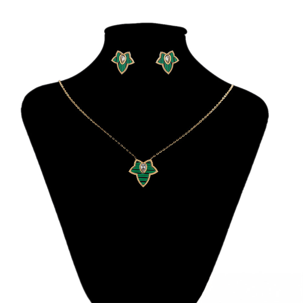 Set din Aliaj Placat cu Aur cu Cristal Verde Emporia® și Cristal Alb Emporia® ( Colier+Cercei )
