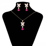 Set din Aliaj Placat cu Aur cu Cristal Roz Emporia® și Cristal Alb Emporia® ( Cercei+Pandantiv )
