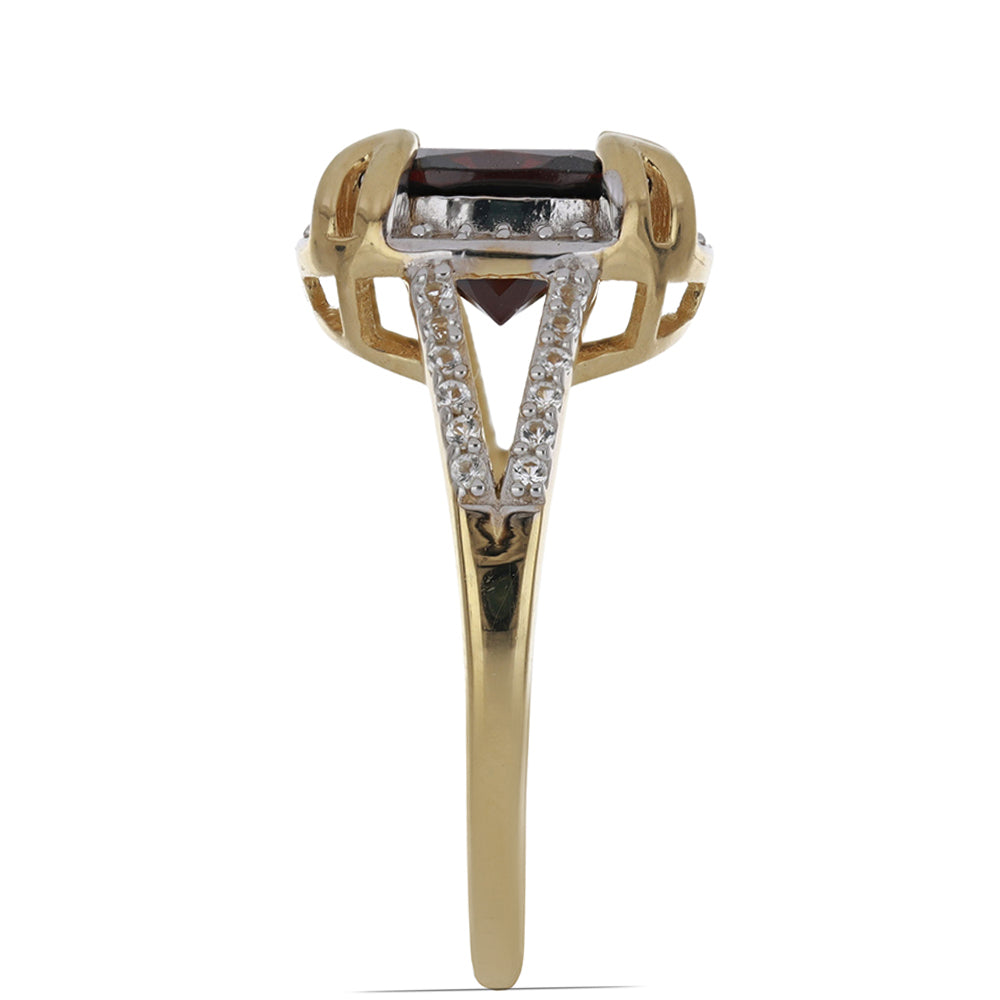 Inel din Argint 925 Placat cu Aur ( 3.58 grame ) cu Granat Barton și Topaz Alb 4.7 Carate