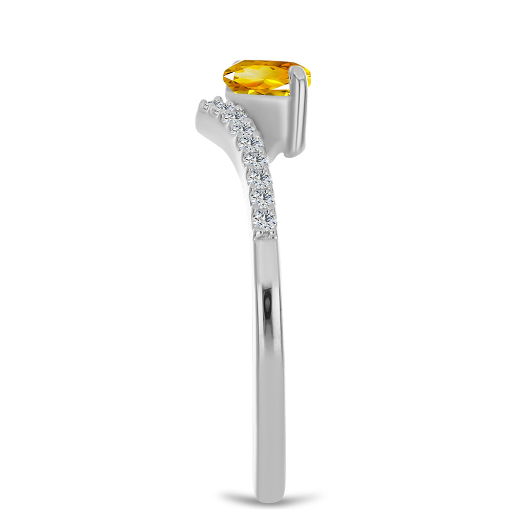 Inel din Argint 925 ( 1.8 grame ) cu Citrin Ural și Topaz Alb 0.65 Carate