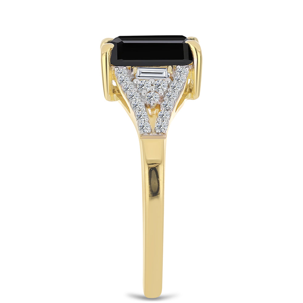 Inel din Argint 925 Placat cu Aur ( 2.37 grame ) cu Onix Negru și Zircon Alb 3.42 Carate