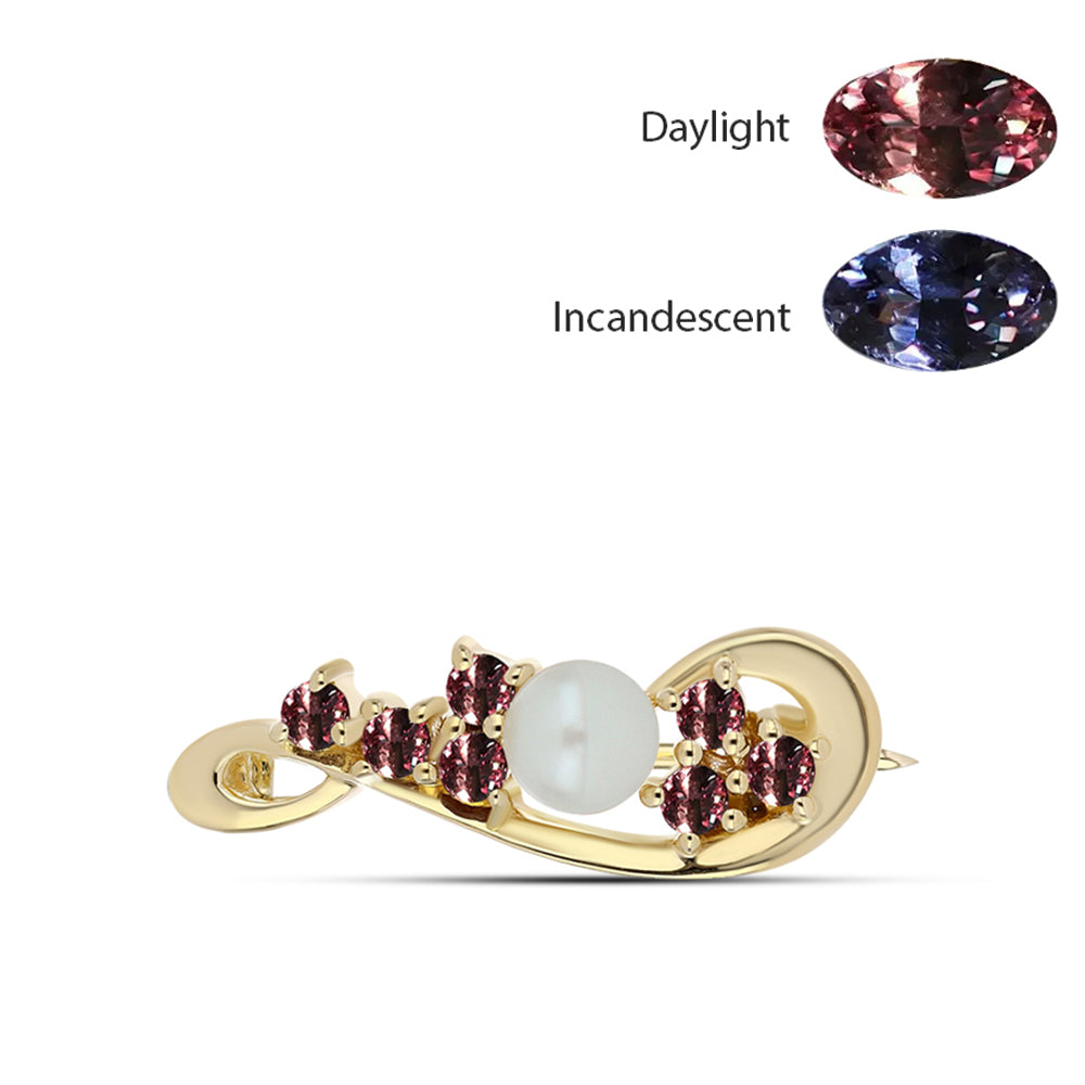Broşă din Argint 925 Placat cu Aur ( 2.2 grame ) cu Granat Tsivory care își schimbă culoarea și Perlă de Apă Dulce Albă 0.9 Carate