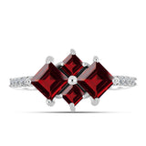 Inel din Argint 925 ( 2.5 grame ) cu Granat Barton și Topaz Alb 2.44 Carate