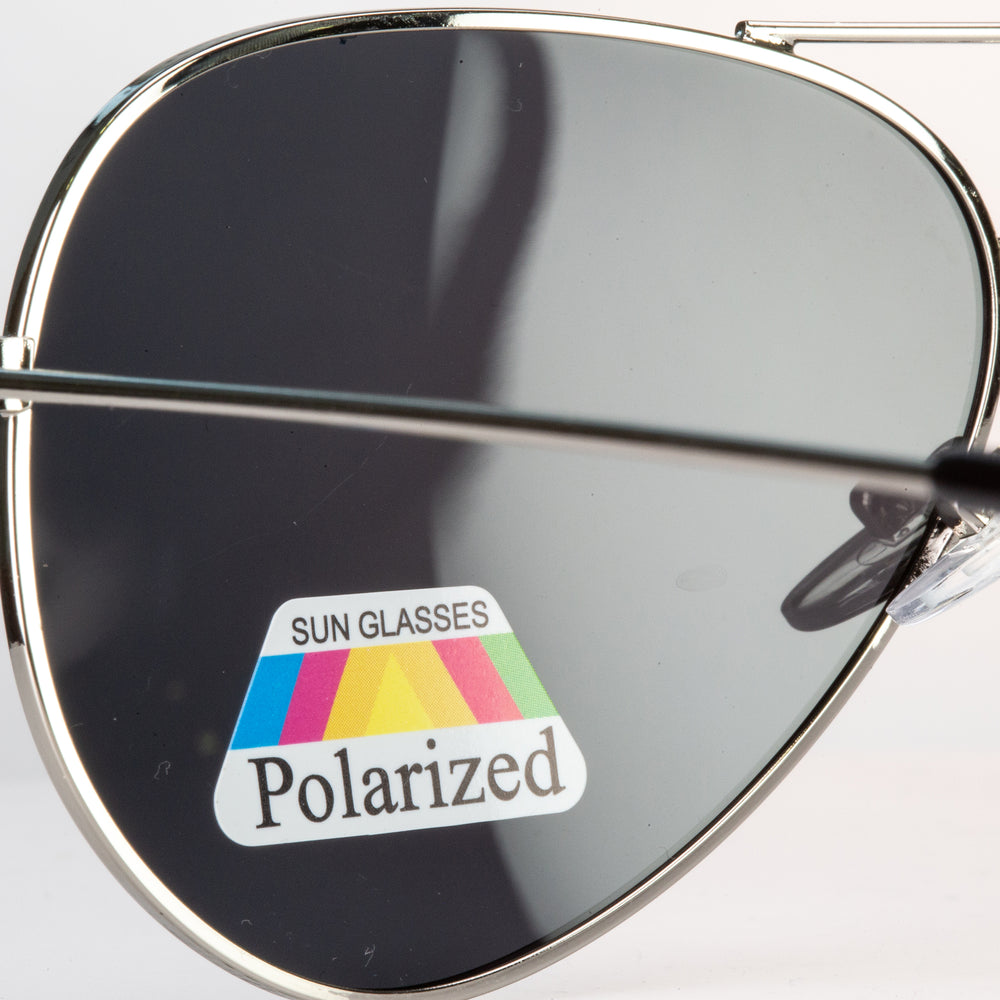 Emporia Italy - Ochelari de Soare polarizați cu filtru UV, seria Aviator "CHIEF", cu husă și lavetă de curățare, lentile gri închis, ramă argintie.
